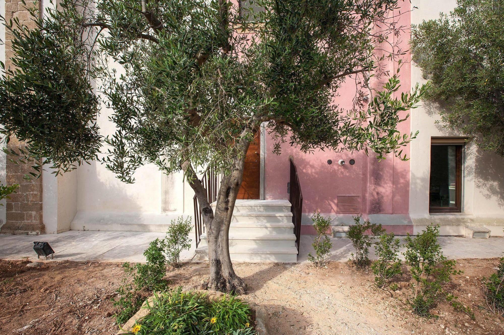 Chiesa Del Carmine Gallipoli Exterior foto